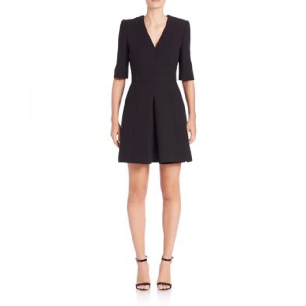 Alexander McQueen mini dress with pleats in Black | size 2